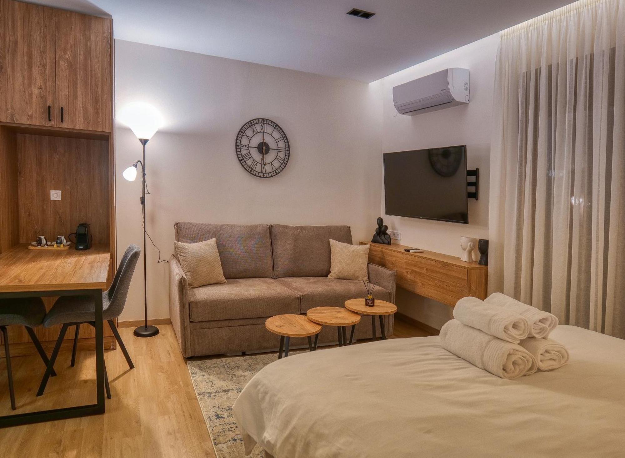 Harmony Center Luxury Apartment Komotini Exterior photo